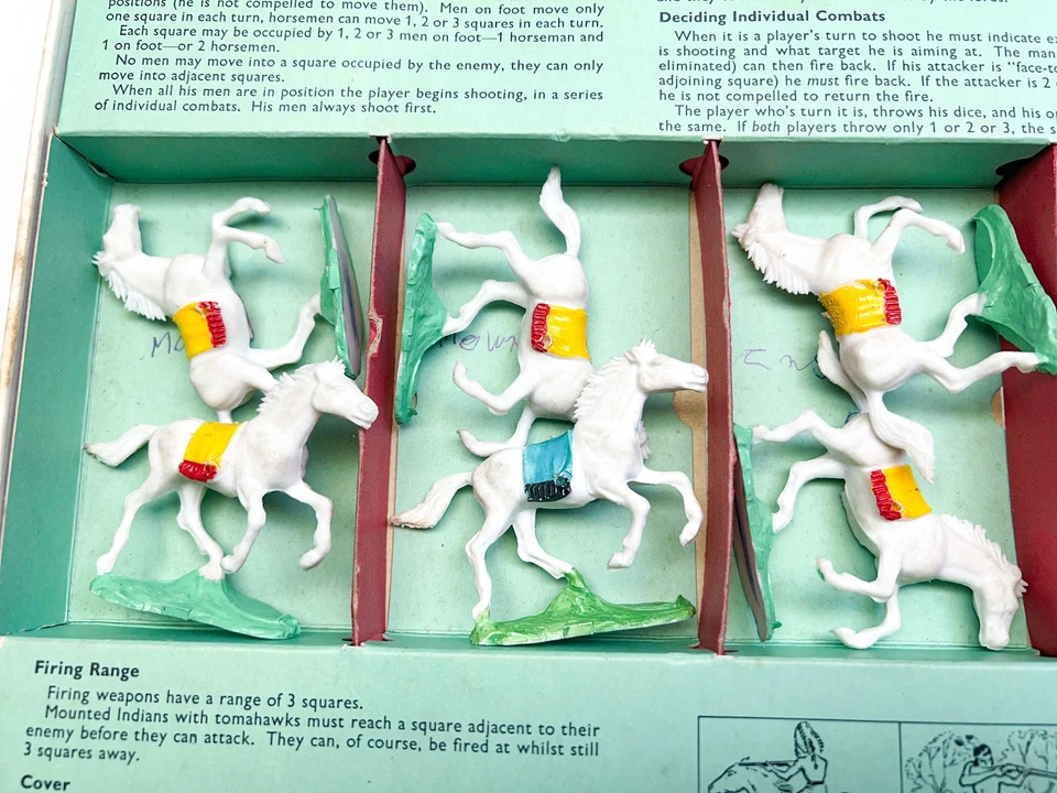 Vintage 1960s Waddingtons Battle of the little Big Horn board game L2 - Image 4 of 4