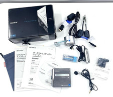 Sony MZ-NH1 Hi-MD Walkman Portable MDPlayer Recorder Good condition w/box
