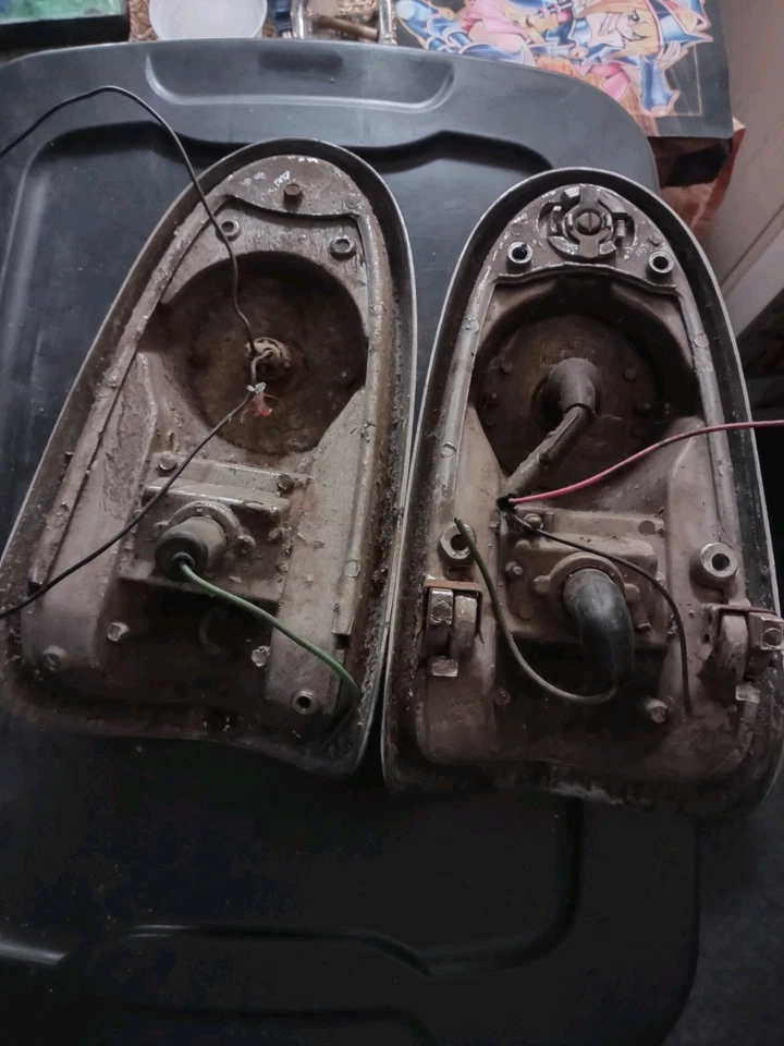 Luz traseira 1956 Bel Aire Chevrolet - Imagem 4 de 4