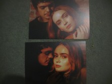 NOAH JUPE & SADIE SINK - Romeo and Juliet - 2 x postcard flyer