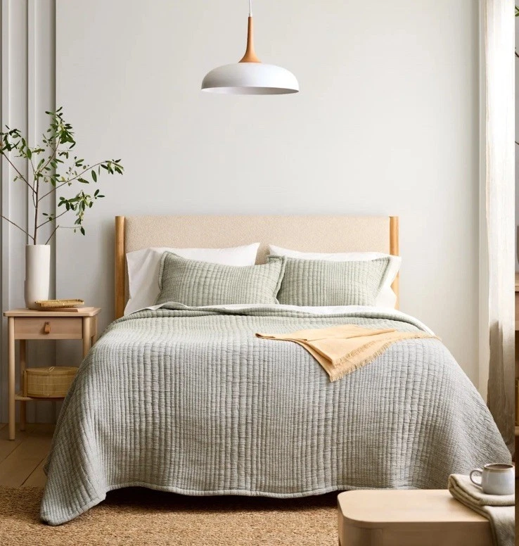 Quince Organic Cotton Channel Matelasse Coverlet Set Full Queen Green Open NWOT - Image 2 of 4