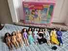 Vintage 1990 Fold Out Barbie Boutique Carrying Case with 10 Barbie Dolls Lot