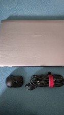 Medion Akoya E7424