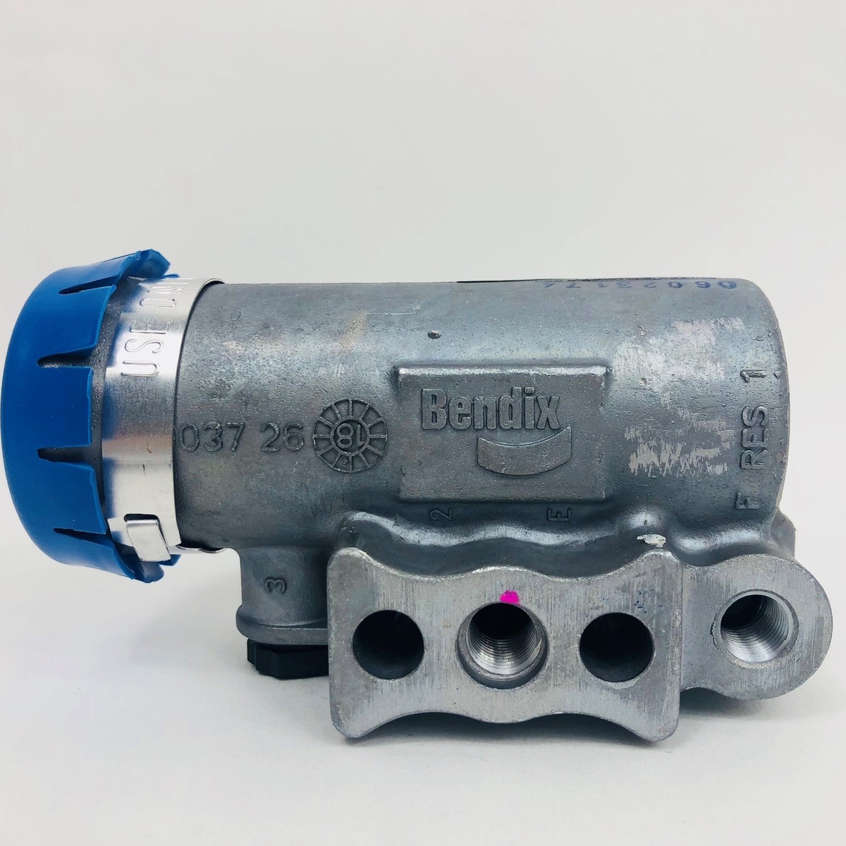 5004049 GOVERNOR AND CHECK VALVE KIT BENDIX NEW AIR DRYER 1E0818H 