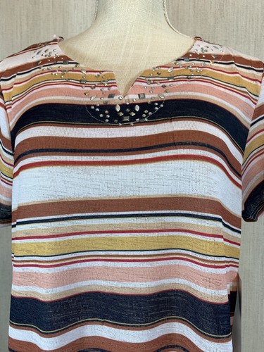 ONQUE Casual M Knit Top Stripe Lightweight Split neck Beading NEW w TAGS ($38) - Picture 4 of 12