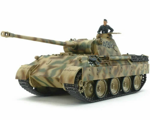 Modellini statici di veicoli militari scala 1:48 Panther