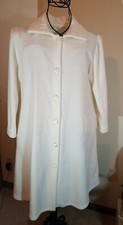 Leisure Life Womens M Ivory Button Front Housecoat Robe Leisurewear Fleece EUC