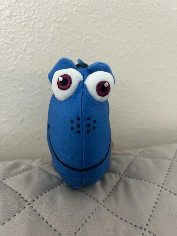 Плюшевая мягкая игрушка-животное Dory Finding Nemo 2016 7 дюймов Disney Pixar рыба синяя - Изображение 4 из 4