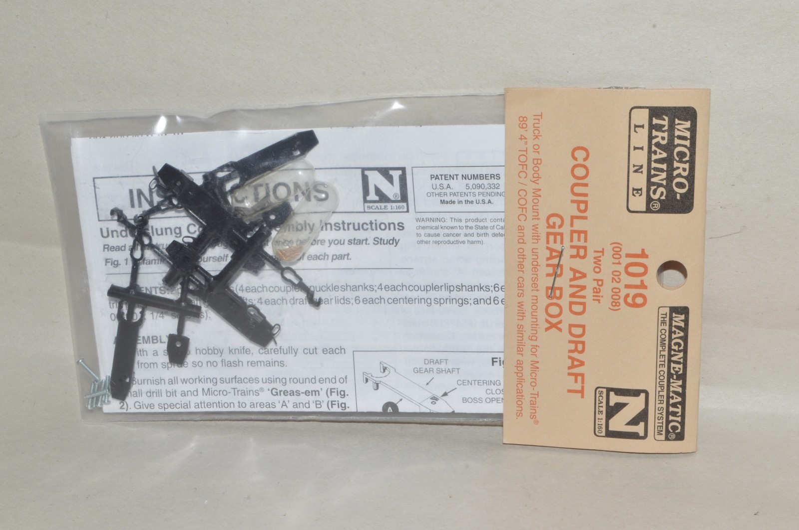 N scale MTL Micro-Trains Line 1019 coupler and draft gear box (2 pair)