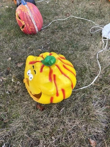 Light up Jack-O-Lantern Hard Blow Mold Halloween Pumpkin Funny Face 9" Vintage