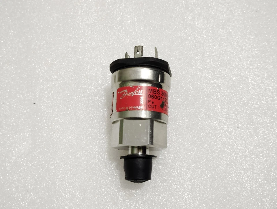 Danfoss MBS 3000 Pressure transmitter 060G1123 - Image 2 of 4