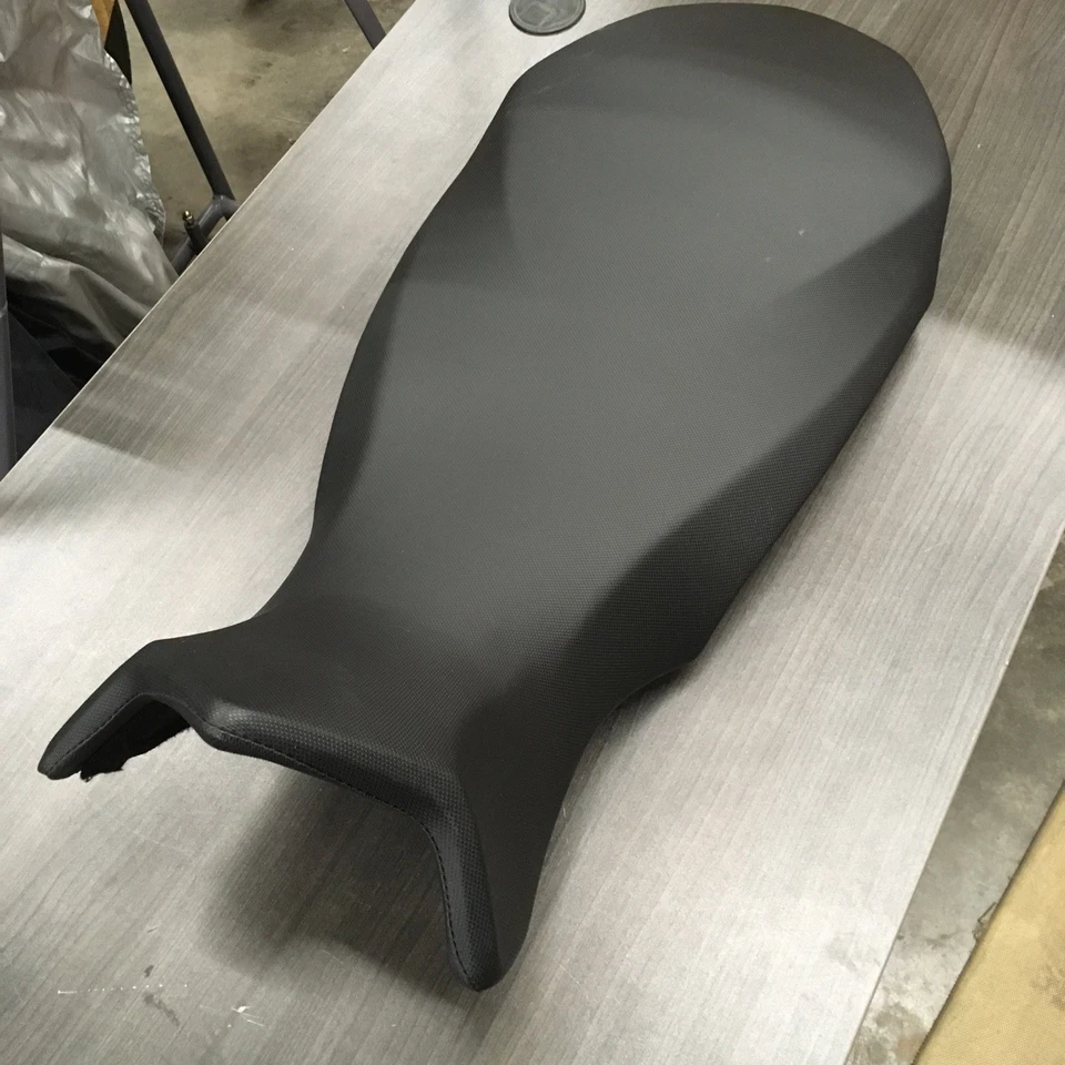 MV AGUSTA RIVALE 800 座椅 8000B8431 20A — 第 2/4 张图片