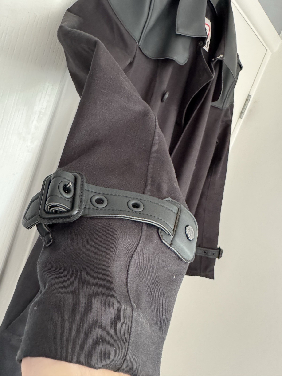Women’s Hunter Trench Coat Size 10 (Rare) image 10