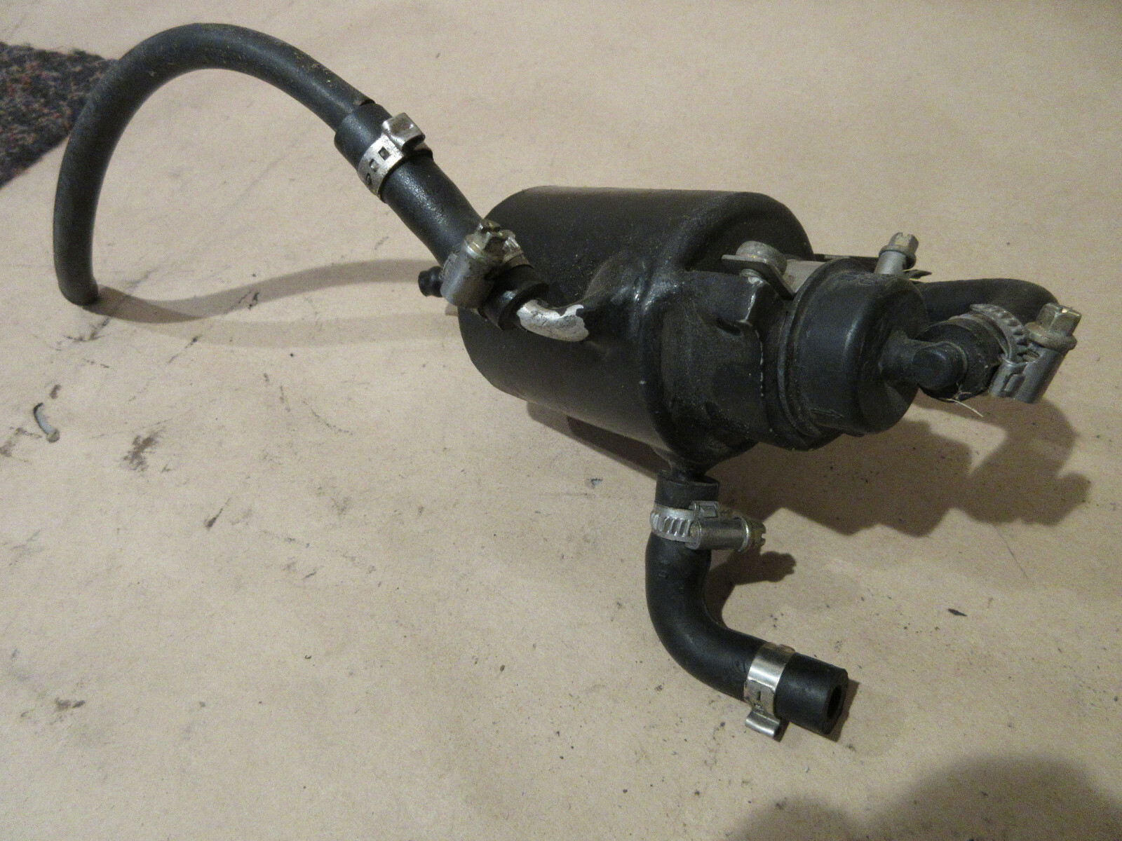 Ferrari 355 2.7 5.2 Vapor Seperator / Disareator With Valve P/N 157977