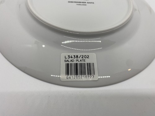Mikasa Fine China L3438 Parchment Salad Plates - Thailand - NEW - Set of 2 - Picture 7 of 8