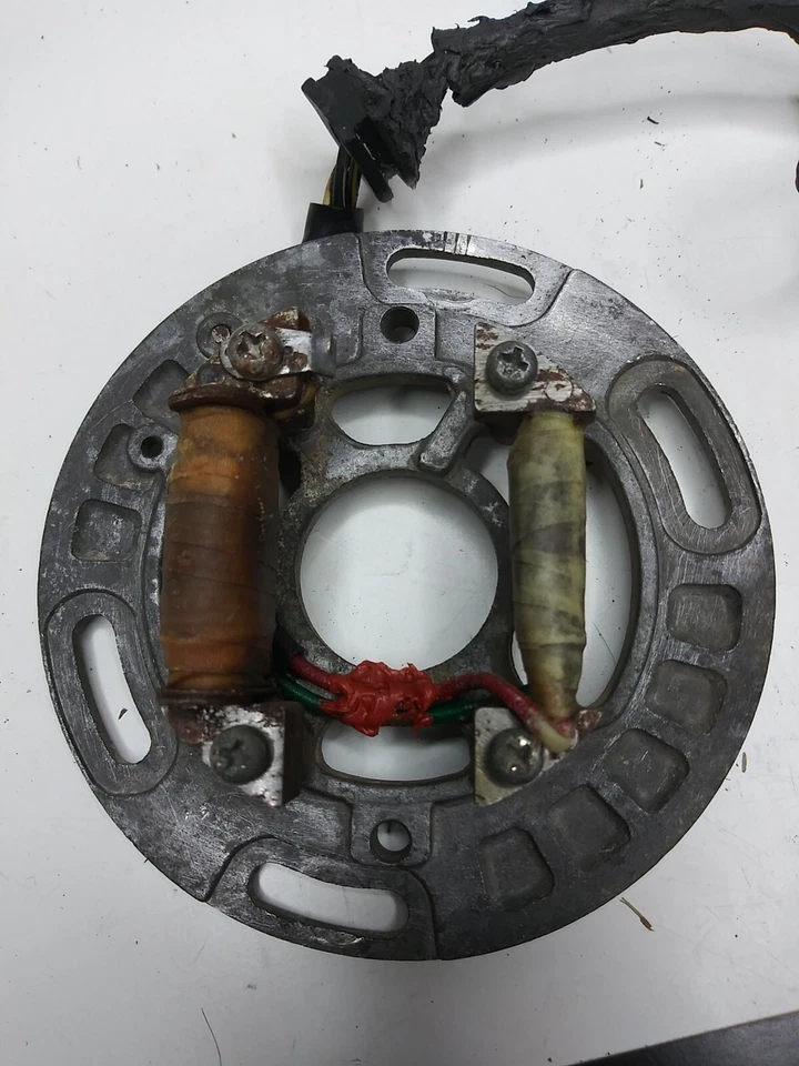 Kawasaki KX500 KX 500 1987-1989 GENUINO OEM ESTATOR CARGA MAGNETO ELÉCTRICO Foto 2 de 4