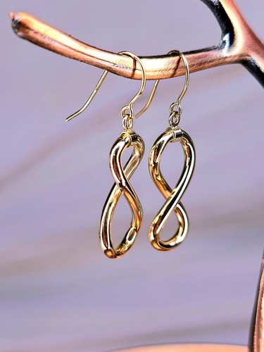 NEW Solid 9ct Yellow Gold Twisted Drop Earrings Hook Clasp 8 Eight Shape Drops - Picture 6 of 9