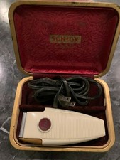 Vintage Schick Electric Shaver in Original Case
