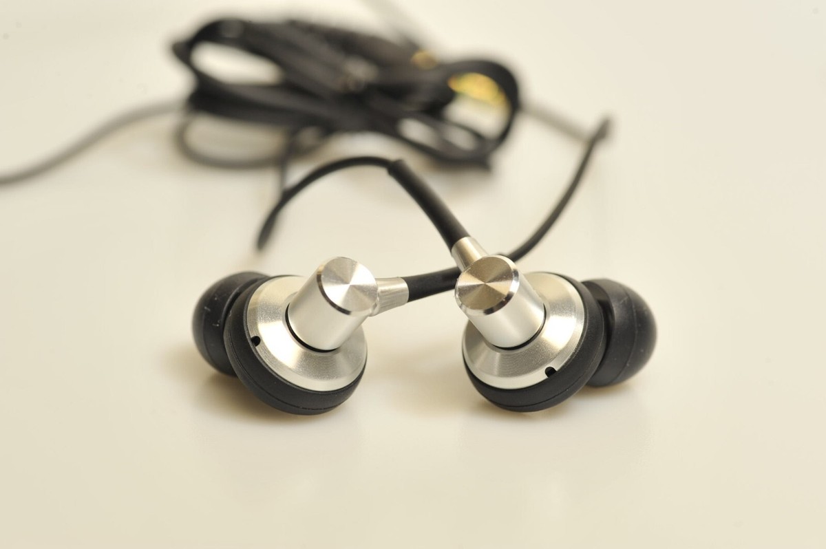 SONY MDR-EX90SL Silver Stereo Ear Receiver Wired Monitor SONY MDR-EX90SL Silver Stereo Ear Receiver Wired Monitor