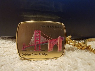 Vintage Sankyo Music Keyring Wind Up Golden Gate Bridge of San Francisco