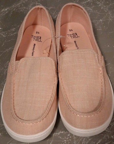 Time and Tru Slip On Sneakers Shoes Womens Size 9.5 - Picture 2 of 4