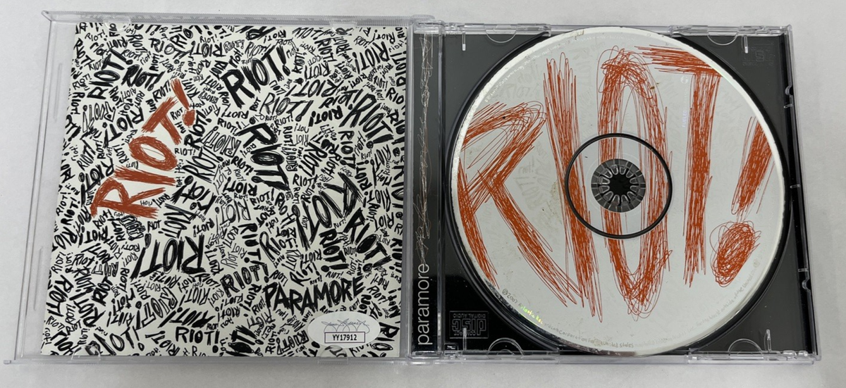 Riot Paramore Full Band Signed Autograph CD - Hayley Williams