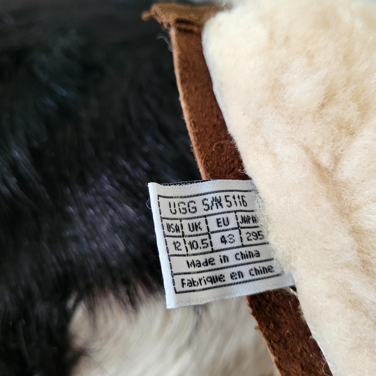 UGG Australia Mayfaire Side Zip Boots Women's Siz… - image 6