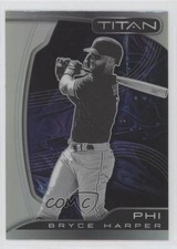 2022 Panini Chronicles Titan Holo Prizm Bryce Harper #24 b4d