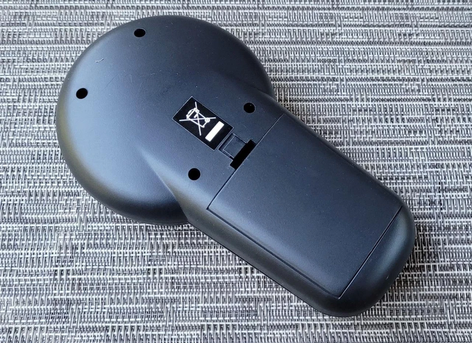 Bushnell Voyager Reflector Telescope Remote Control Speaker - Image 2 of 2