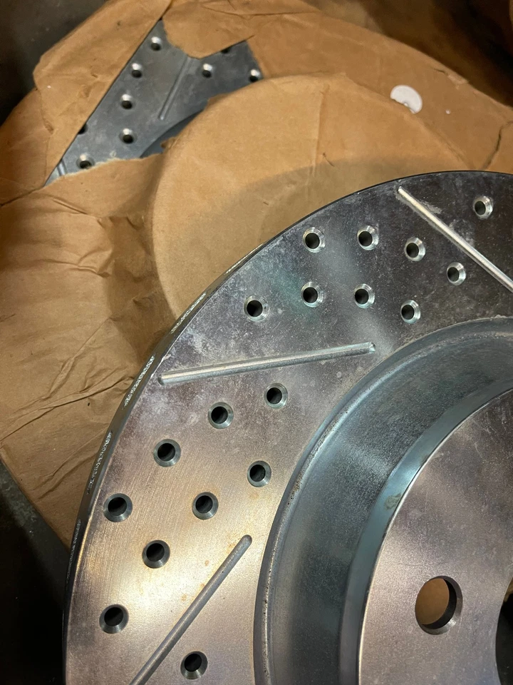 BAER Brakes 11 英寸经典前挡板,64-74 GM A、F、X-BODY 抛光卡钳 — 第 3/4 张图片