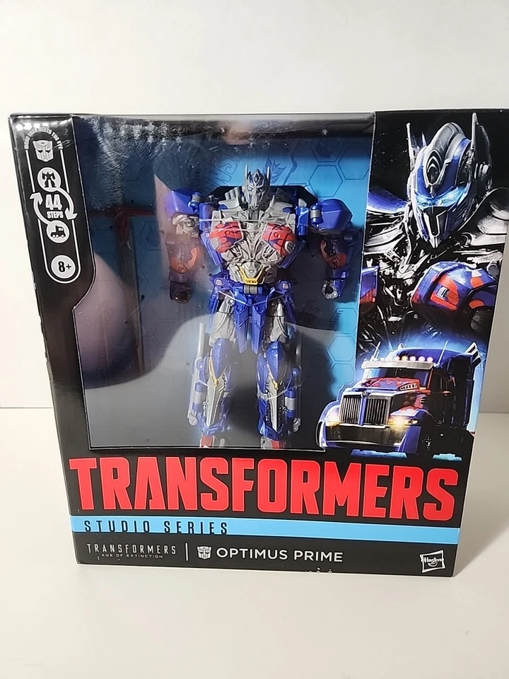 NEW Transformers Studio Series Shockwave  DOTM & Optimus Prime AOE Takara Tomy - Image 3 of 4