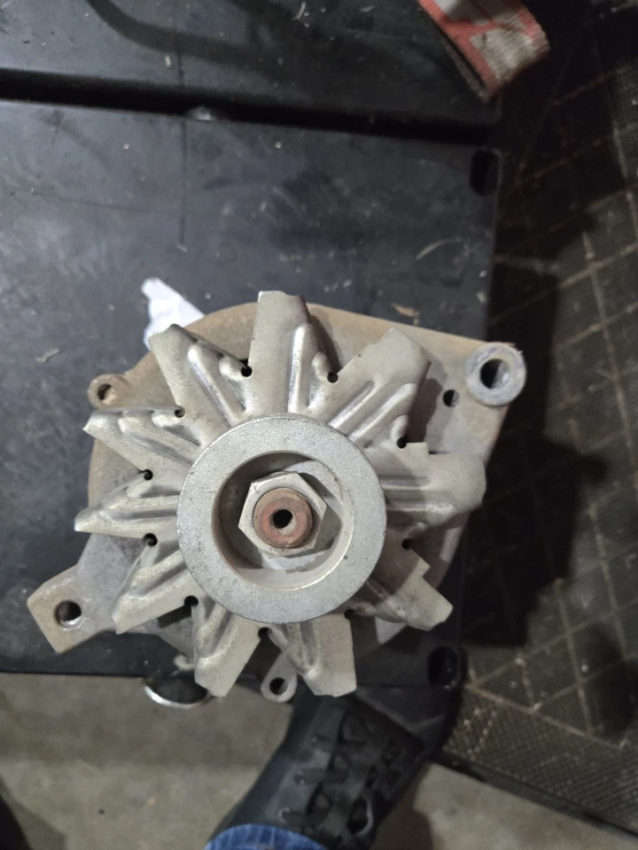 Alternador Ford Bronco Serie F Camión 5.0L 5.8L 1987 1988 1989 1990 1991 1992 Foto 2 de 2