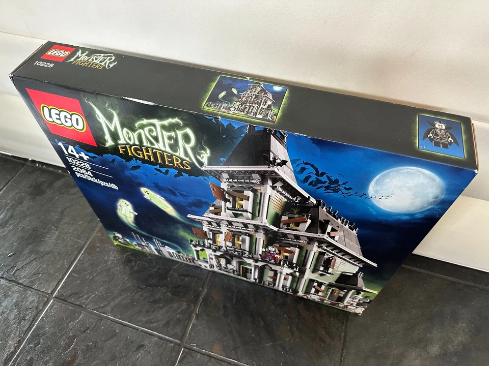 LEGO Monster Fighters: Haunted House [10228] *RETIRED & RARE* NEW & SEALED - image 3 of 4