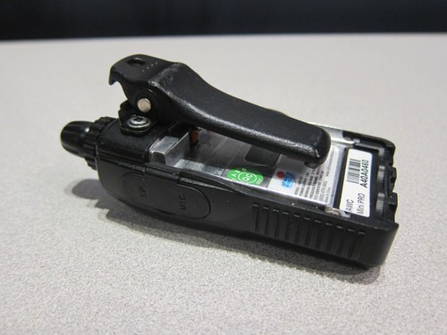 Advanced Wireless AWR-991 450-470 MHz Two Way Radio - Picture 4 of 6