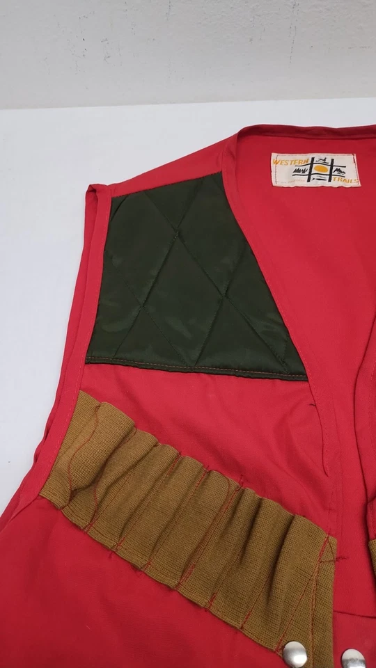 Vintage Western Trails Shooting Vest Men's Size Medium Red Padded Shoulders USA - Image 2 of 4