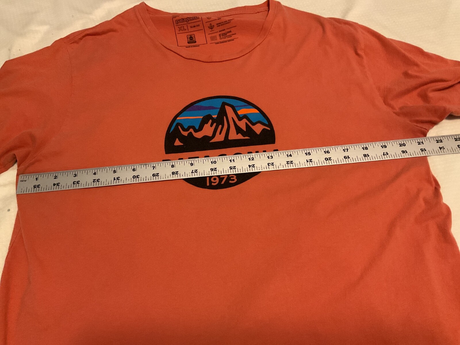 Patagonia women’sXL Orange Slim Fit Graphic Crewneck Short Sleeve Cotton T-shirt thumbnail 4