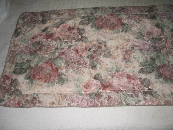 CROSCILL COTSWOLD CINNAMON GREEN CREAM FLORAL (2PC) STANDARD SHAMS 24" X 28" - Image 4 of 4