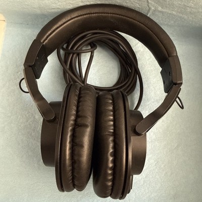 Audio-Technica ATH-M20x Professional Studio Monitor Headphones Over-Ear Wired