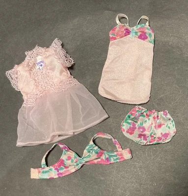 Vintage Mattel 1988 BARBIE Fancy Frills Fashions Lingerie #2978 Tenue Seule - Photo 1/4