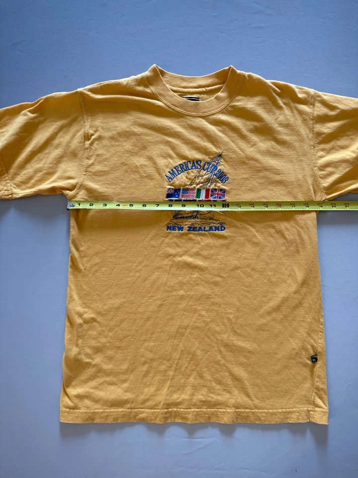 Camiseta Vintage Line 7 2003 Copa América Nueva Zelanda Unisex Talla Pequeña Amarilla Foto 3 de 4