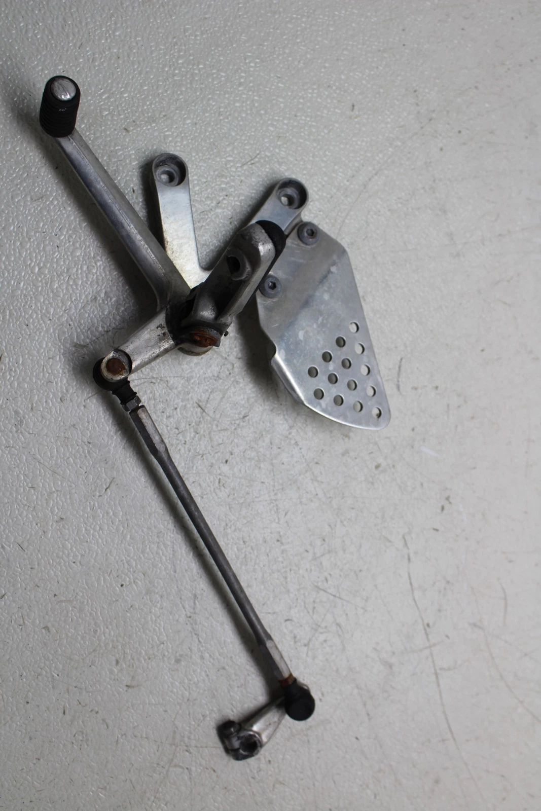1998-1999 Honda Cbr900rr Left Rearset Rear Set Foot Peg W Shifter