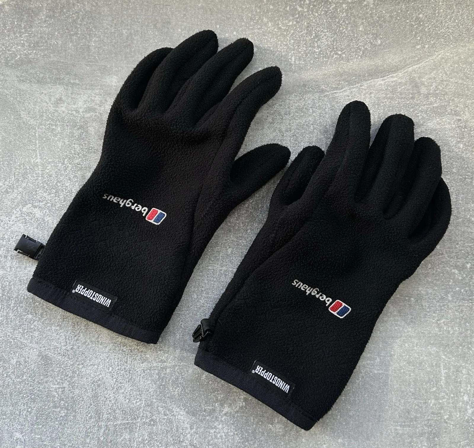 Berghaus Windstopper Fleece Gloves Size M Black Outdoor Hiking