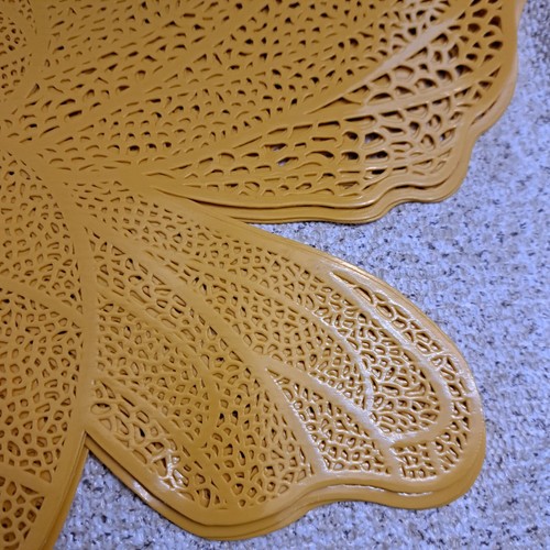 Yellow Bee Shaped Vinyl Placemats Set of 4 - Picture 6 of 7