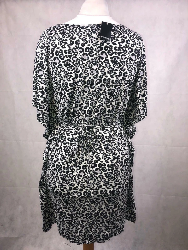 Túnica Bruno Banani estampado leopardo Reino Unido 12 TD017 KK 16 Foto 3 de 3