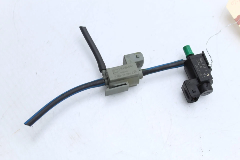 02-05 BMW 745I 745LI ВАКУУМНЫЙ ЭЛЕКТРОМАГНИТНЫЙ КЛАПАН Q5602 - Изображение 2 из 4