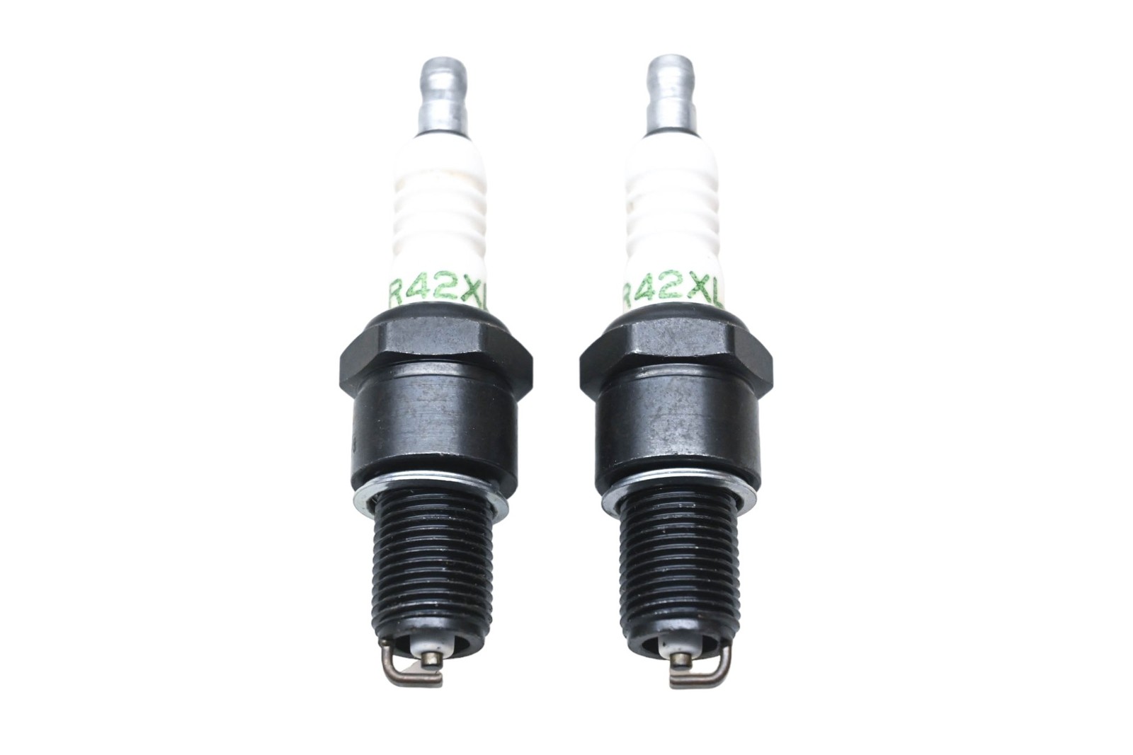 ACDelco R42XLS, 5613100 Spark Plugs Qty 2 NOS