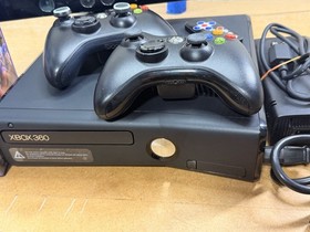 Xbox 360 Slim - 500 GB HDD - 75 Games  - Repasted and Services + LED RGB