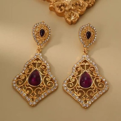 Vintage Ruby Red Drop Earrings Baroque Gold Tone Crystal Statement Dangle
