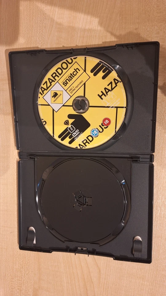 DVD Snatch  Stealin' Stones and breakin' bones 2 disc set (DVD 2000) - Image 4 of 4