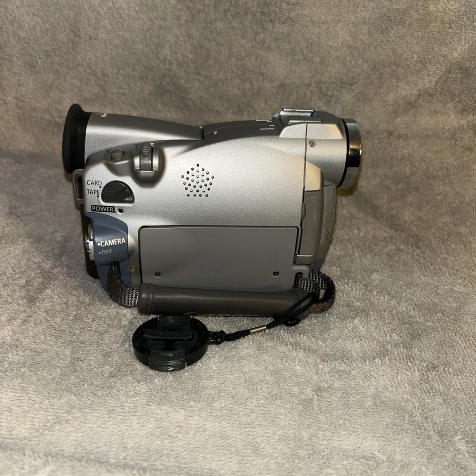 Canon ZR45 MC Mini DV Camcorder Digital Video Camera Transfer tapes - Image 2 of 4